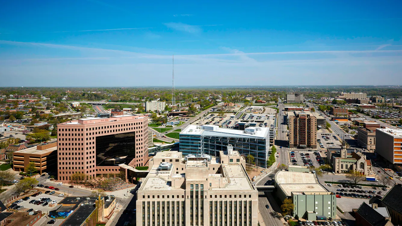 Des Moines Marriot Downtown Des Moines (Iowa) Hotels with 18+ Check-In Hotels in Des Moines